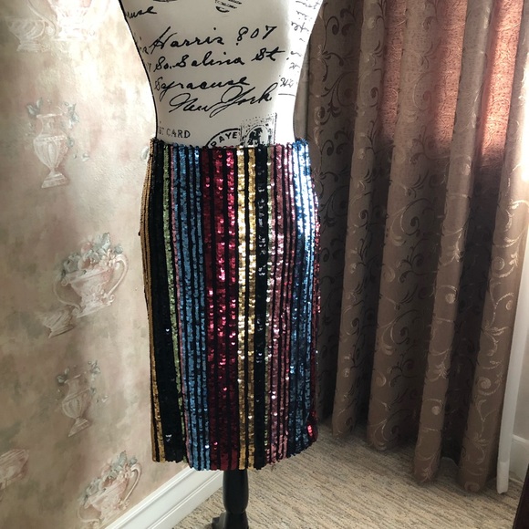 NWT INC SEQUINED PENCIL SKIRT - Picture 4 of 6